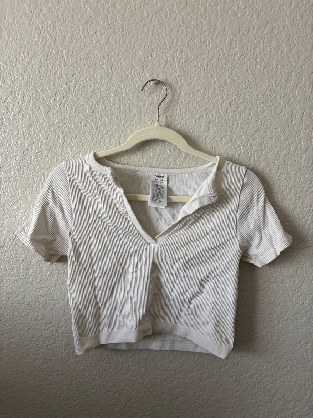 Cotton On White Ribbed V-Notch Crop Top